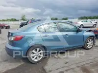 2011 Mazda 3 photo