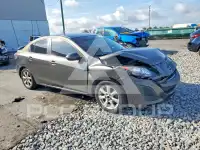 2011 Mazda 3 photo