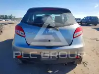 2011 Mazda 2 фото