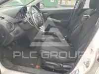 2011 Mazda 2 фото