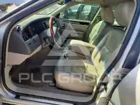 2011 Lincoln Town фото