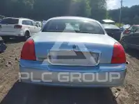 2011 Lincoln Town photo