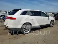 2011 Lincoln MKT photo