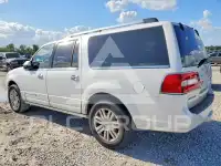 2011 Lincoln NAVIGATOR photo