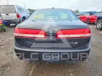 2011 Lincoln MKZ photo