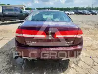 2011 Lincoln MKZ photo