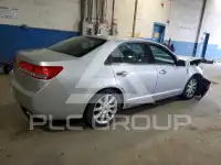 2011 Lincoln MKZ photo