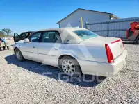 2011 Cadillac DTS photo