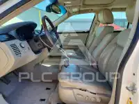 2011 Cadillac DTS photo