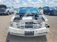 2011 Cadillac DTS photo