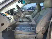 2011 Cadillac DTS фото