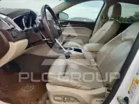 2011 Cadillac SRX photo