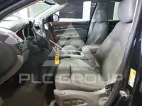 2011 Cadillac SRX photo