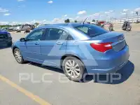 2011 Chrysler 200 photo