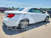 2011 Chrysler 200 фото