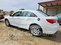 2011 Chrysler 200 photo