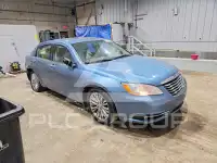 2011 Chrysler 200 photo