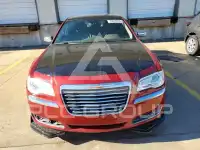 2011 Chrysler 300 photo