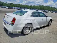 2011 Chrysler 300 photo
