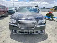 2011 Chrysler 300 photo