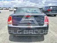 2011 Chrysler 300 photo