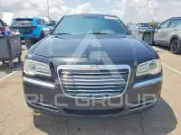 2011 Chrysler 300 фото