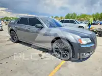 2011 Chrysler 300 photo