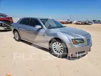 2011 Chrysler 300 photo