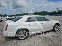 2011 Chrysler 300 photo
