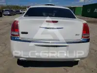 2011 Chrysler 300 photo
