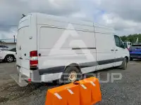 2011 Mercedes Benz Sprinter photo