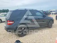 2011 Mercedes Benz ML-Class фото