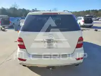 2011 Mercedes Benz ML-Class photo