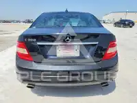 2011 Mercedes Benz C-Class фото