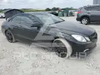 2011 Mercedes Benz E-Class фото