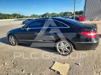 2011 Mercedes Benz E-Class фото