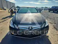 2011 Mercedes Benz E-Class фото
