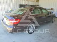 2011 Mercedes Benz E-Class photo