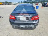 2011 Mercedes Benz E-Class фото