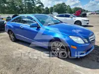2011 Mercedes Benz E-Class photo