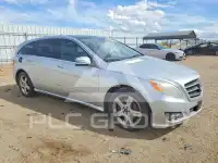 2011 Mercedes Benz R-Class photo
