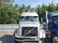 2011 Volvo VNL photo