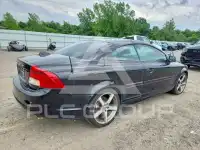 2011 Volvo C70 photo