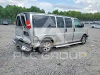 2011 GMC Savana photo