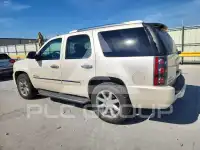2011 GMC YUKON фото