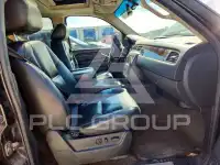 2011 GMC YUKON фото