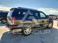2011 GMC YUKON фото