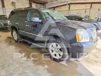 2011 GMC YUKON photo