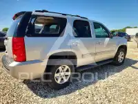 2011 GMC YUKON photo
