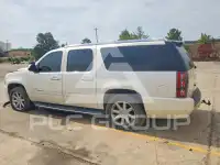 2011 GMC YUKON photo